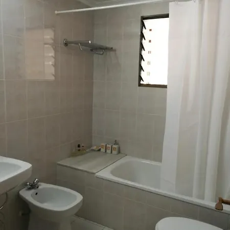 Apartamento Esquina Todo Exterior En Playa Del Cura